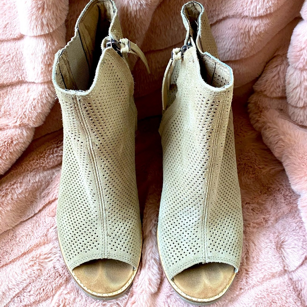 Toms suede/leather open-toe heel booties